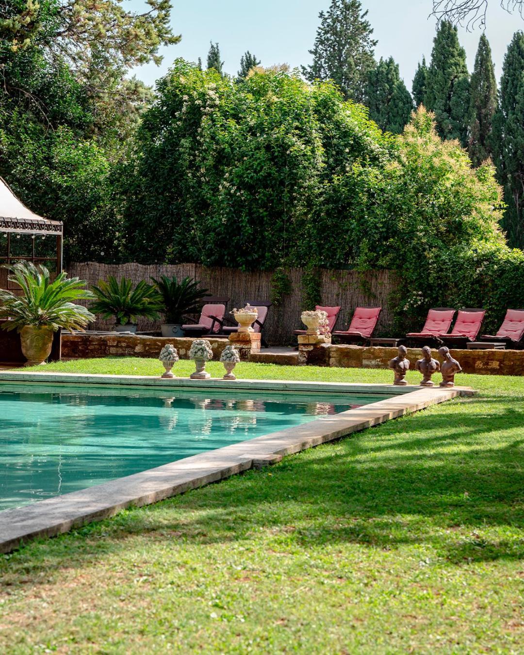 Mas Des Comtes De Provence Hotel Tarascon Exterior photo